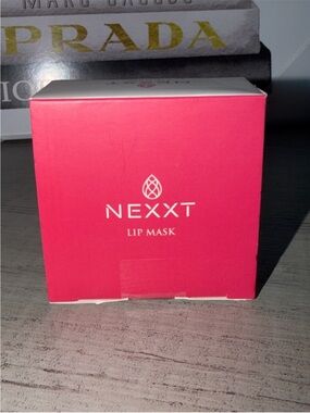 NEXXT Lip Mask- Hydrating
Overnight Treatment. 1.7
Fluid Ounces
